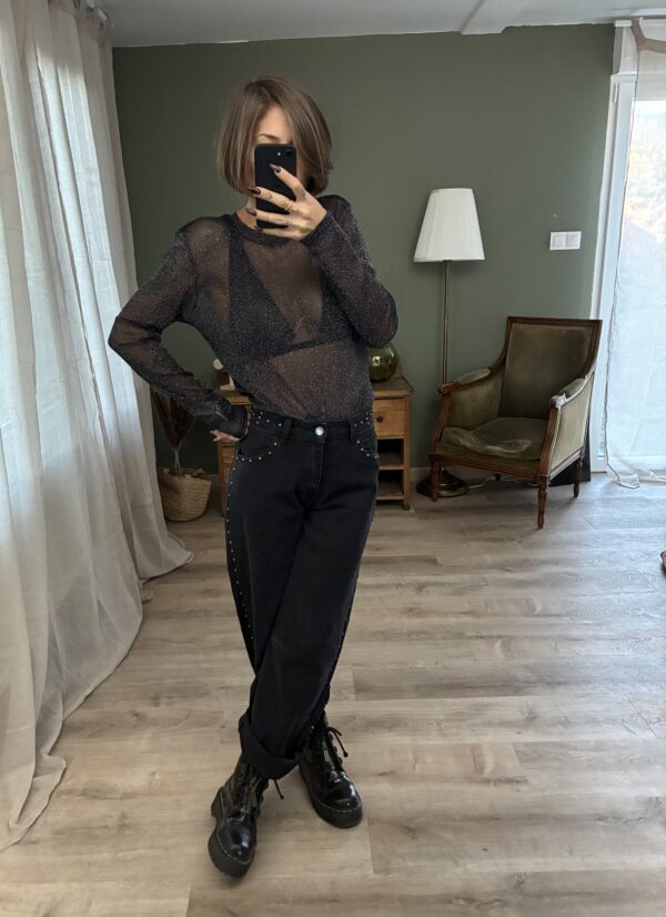 Top Nina Noir